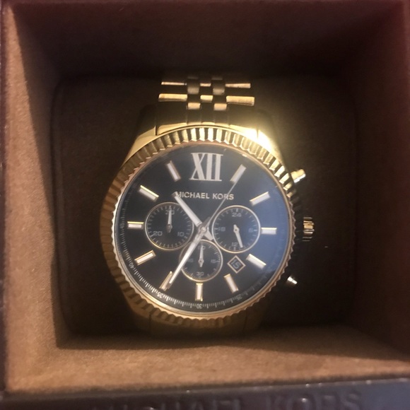 Michael Kors Watch Men’s - Picture 3 of 3